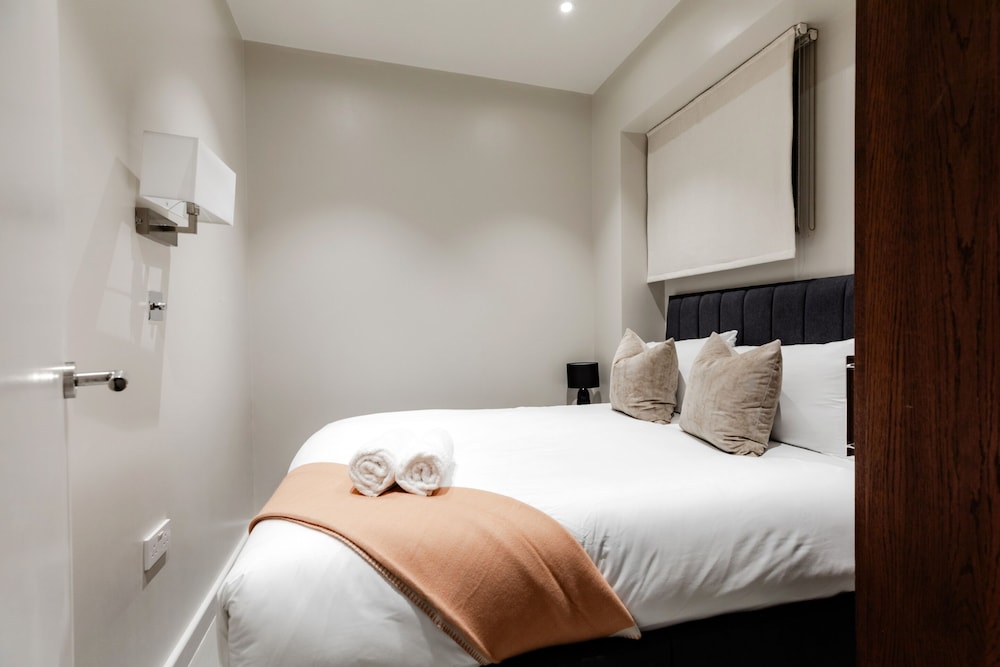 Apartment, Private Bathroom, City View photo 3