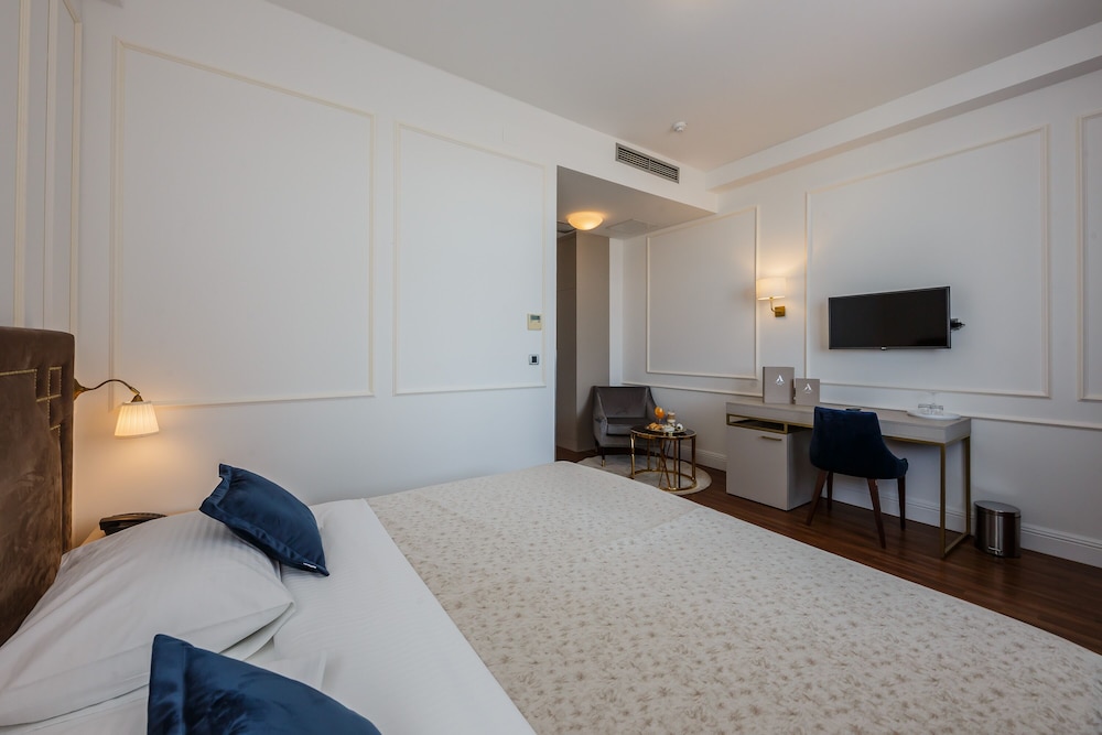 Comfort Double Room - Photo 2