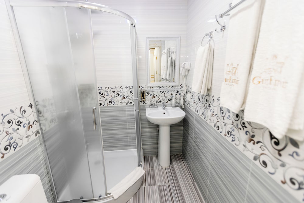 Standard Twin Room - Photo 6