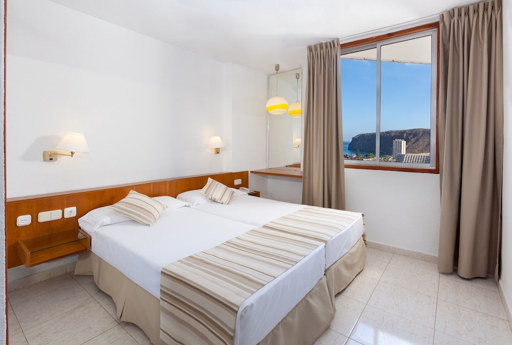 Sol Room with Lounge Ocean View (2+2) photo 3