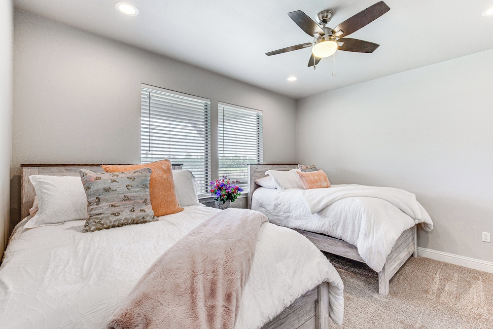 House (2 Bedrooms) photo 3