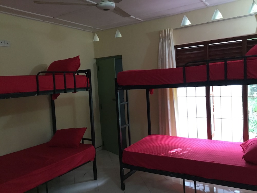 Shared Dormitory, Mixed Dorm, Accessible, Non Smoking photo 1