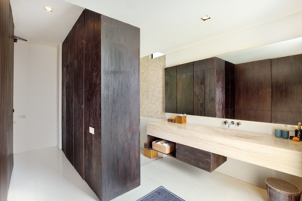 Seminyak Suite Double - Photo 14