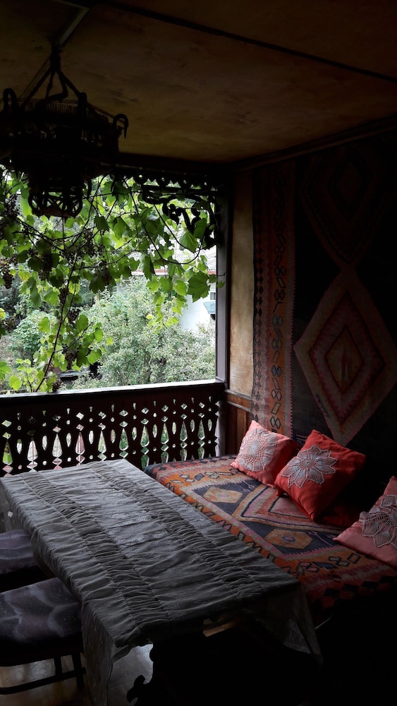 Grand Room photo 1
