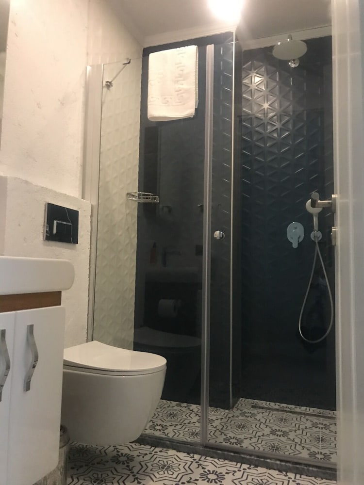 Standard Room photo 2