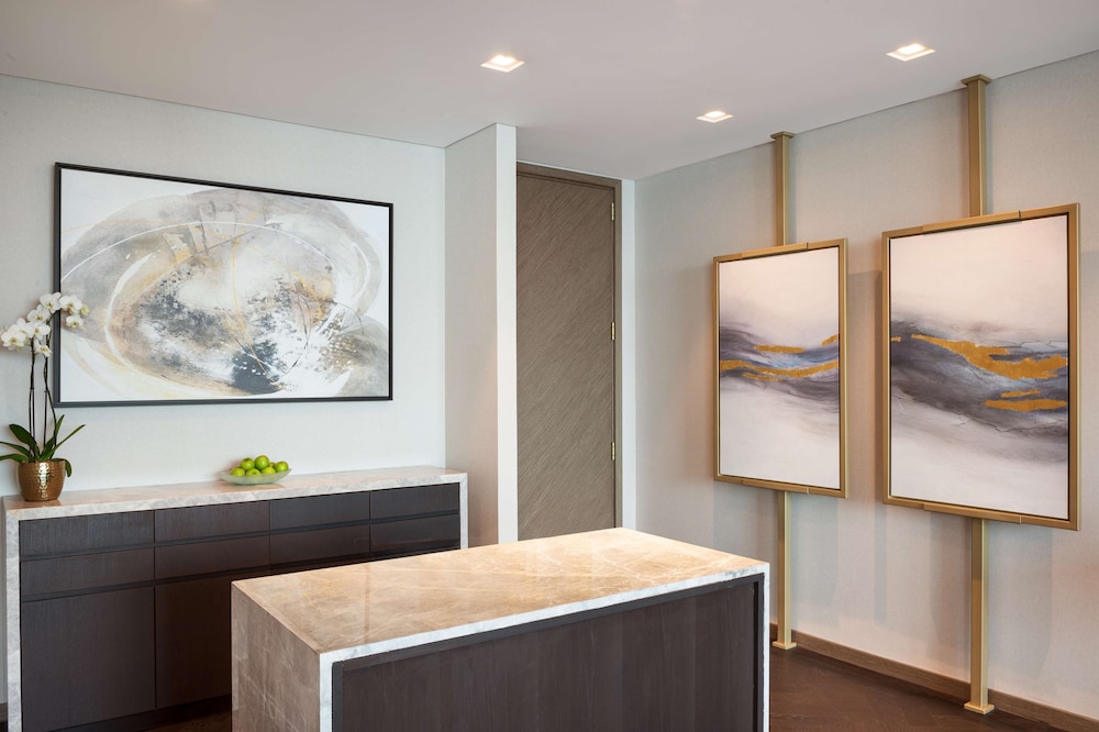 Premium Suite, 1 Bedroom (King, Grand, Club)