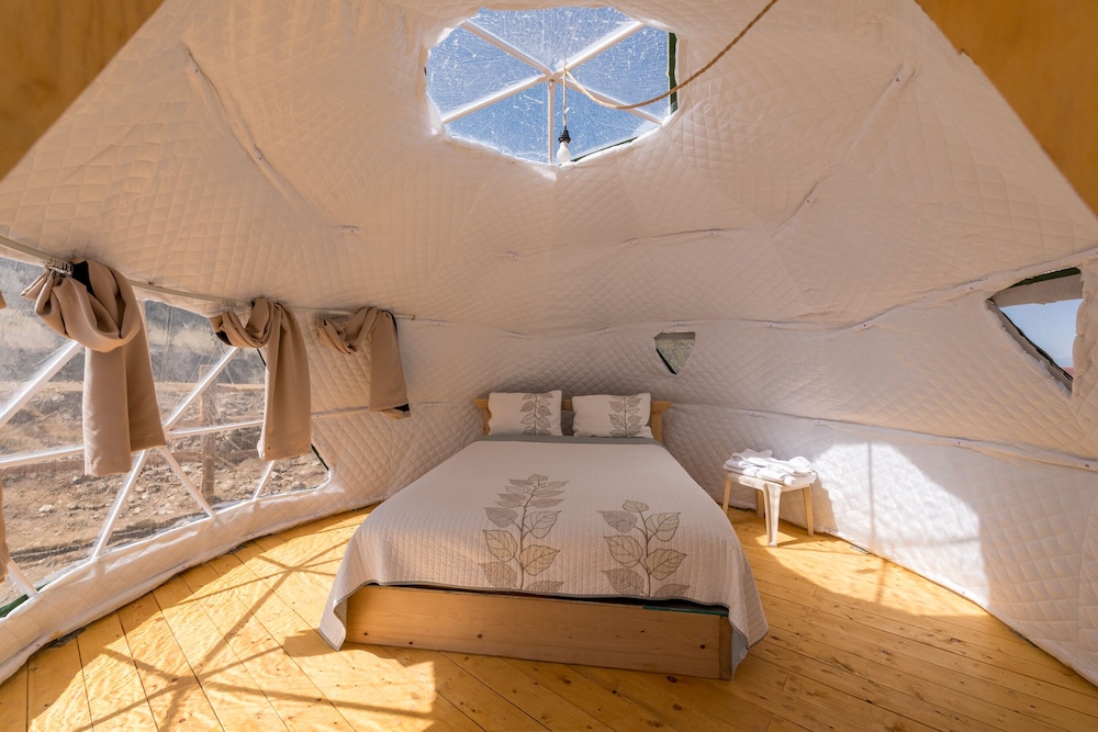 House, Shared Bathroom (Geodesic Dome) photo 1