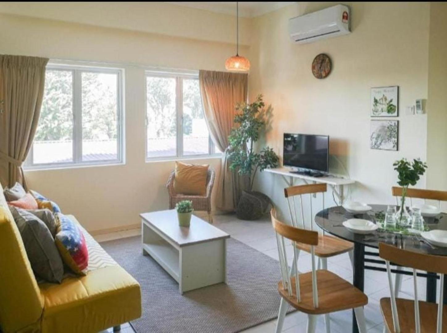 Two-Bedroom Deluxe Apartment