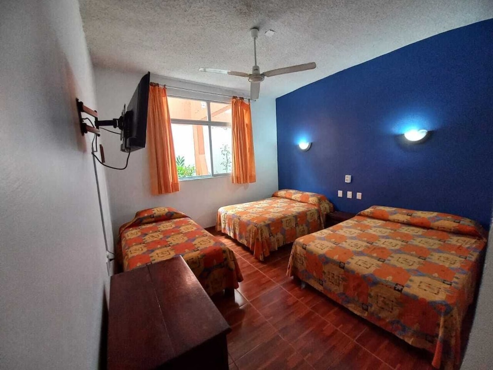 Basic Triple Room photo 2