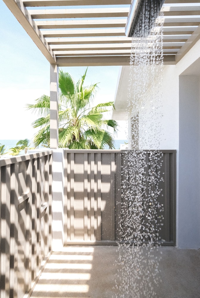 Grand Suite, 1 King Bed, Private Pool, Oceanfront (balcony)