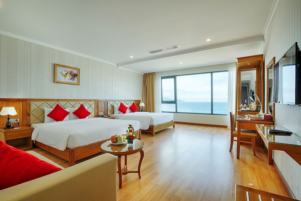 Family Room, Non Smoking, Ocean View photo 1