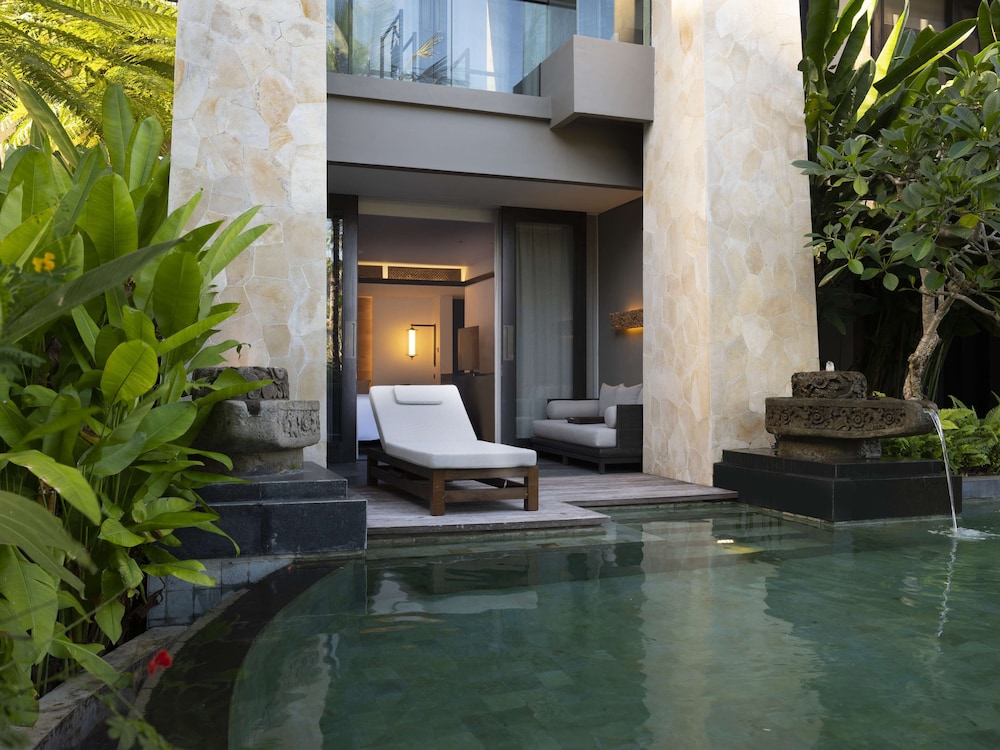 Deluxe Room, 1 Bedroom, Pool Access, Garden View (Lagoon) - Photo 1