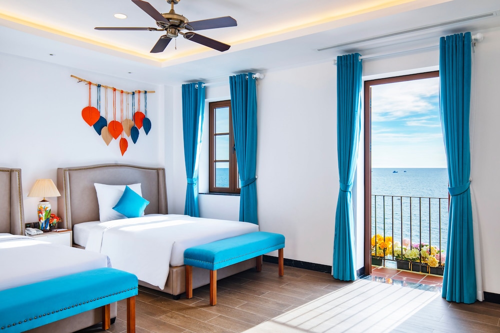 Rosetta, Ocean View, 2 Twin Beds with Balcony thumbnail 6