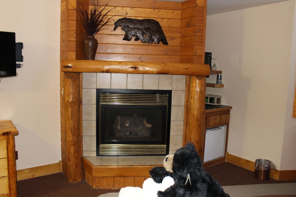 Hugh Glass Suite photo 2