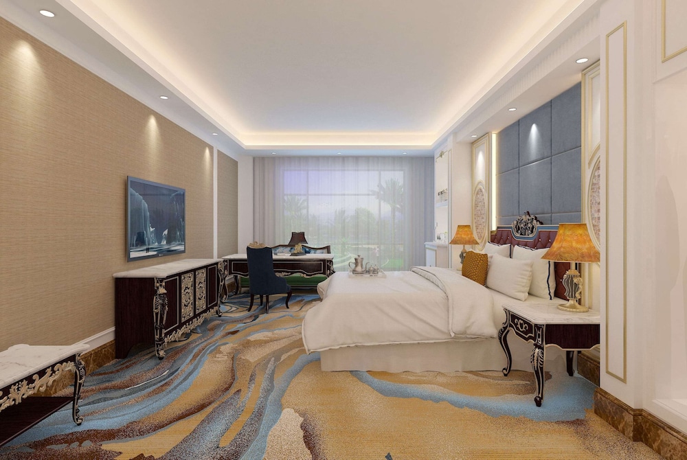 Business Room, 1 King Bed, Non Smoking photo 1