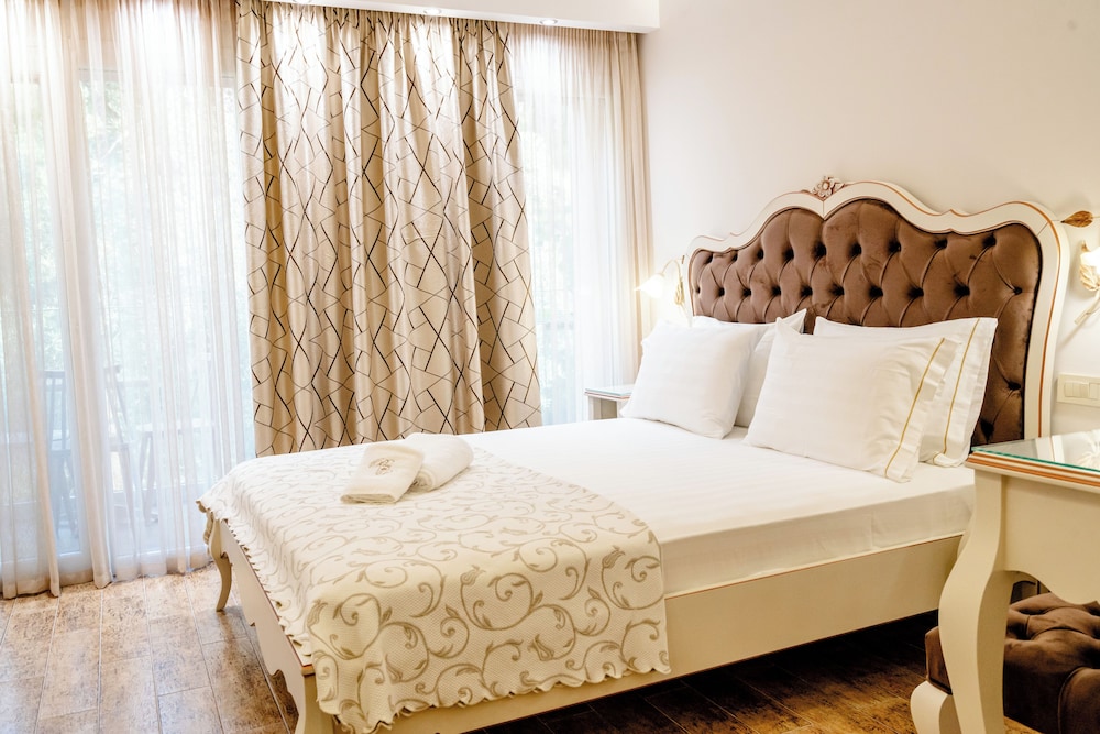 Superior Room - Photo 18