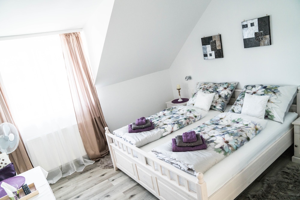 Deluxe Double Room, 1 King Bed (Lilla / Grey Nr. 9) photo 1