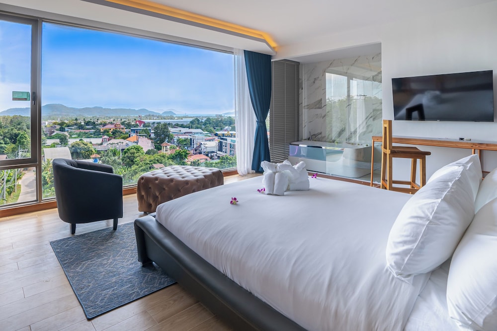 Executive Suite photo 2