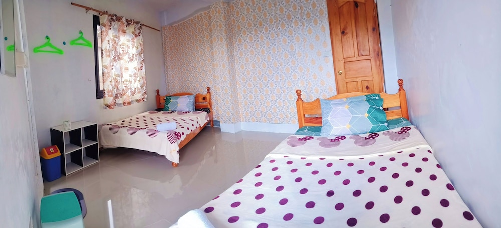 Comfort Quadruple Room, Balcony, Mountain View photo 3