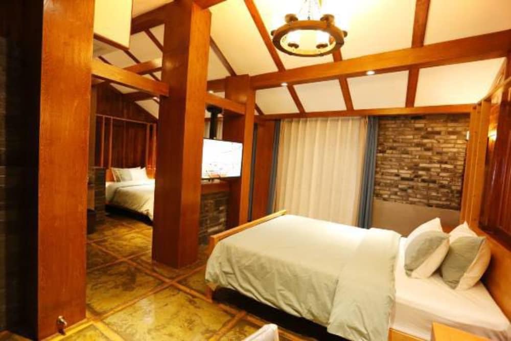 Standard Twin Room photo 3