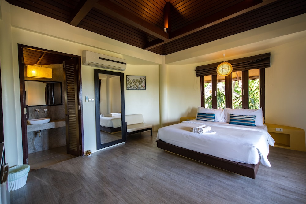 Villa (Twin) - Photo 5