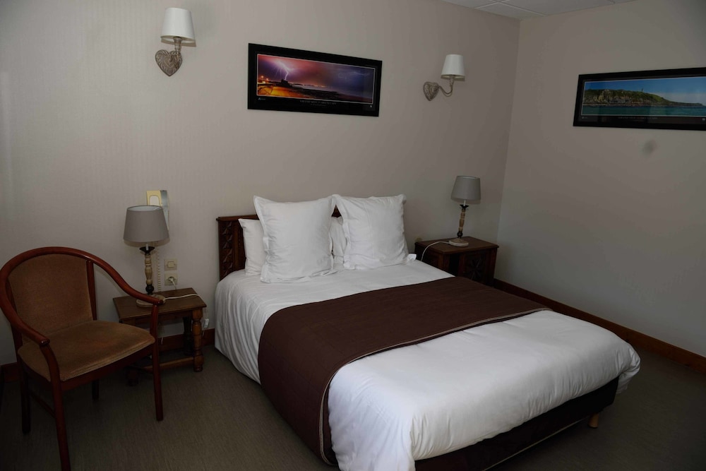 Classic Double Room, 1 Queen Bed photo 2