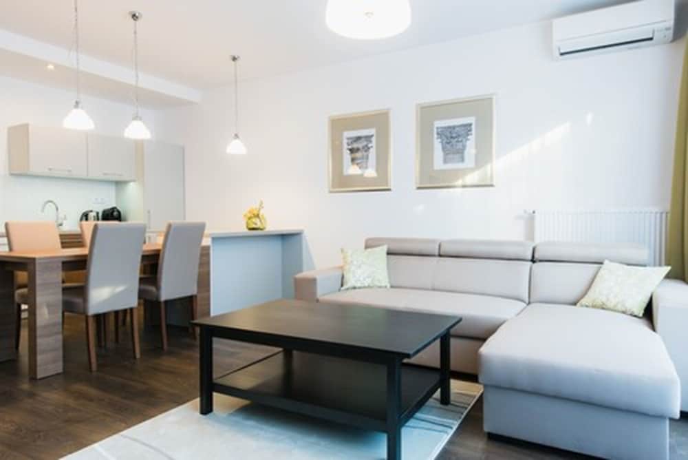 One-bedroom Superior Apartment for 4 people - Photo 1