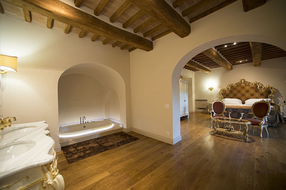 Deluxe Suite (SPA) - Photo 6