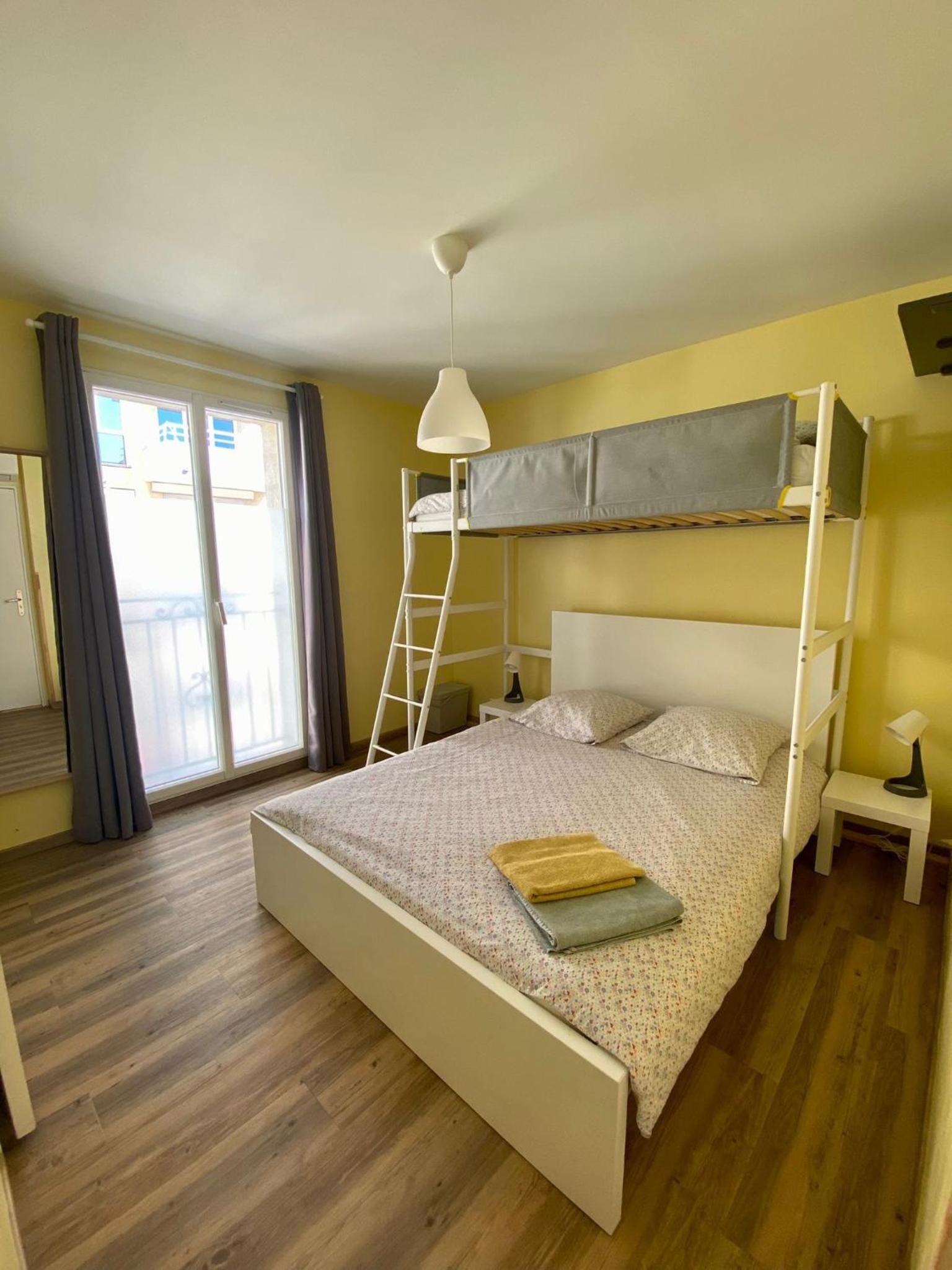 Superior Triple Room photo 2