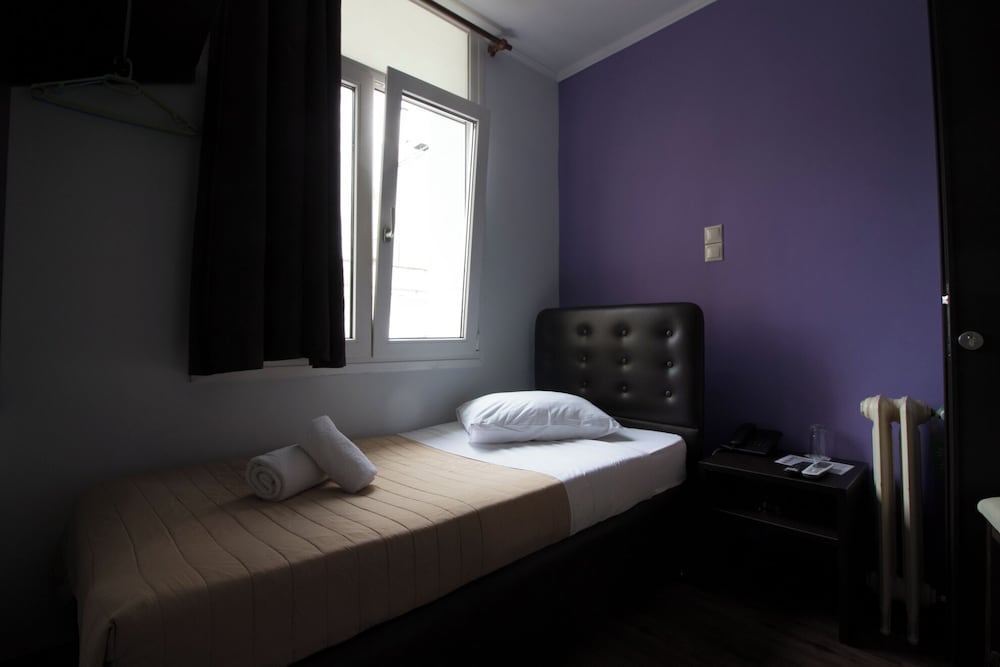 Basic Single Room photo 1