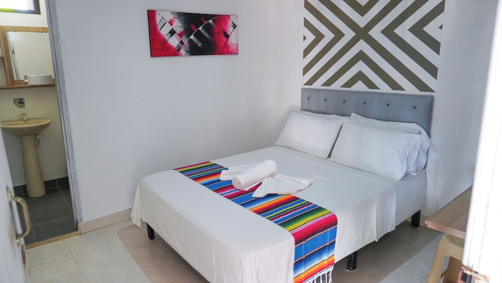 Basic Double Room - Photo 10