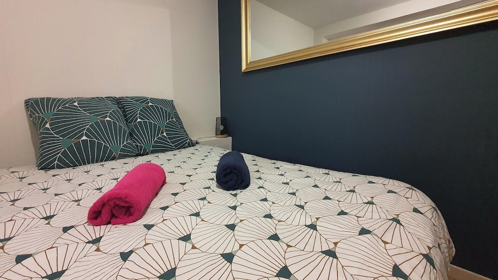 Deluxe Double Room, 1 Double Bed, Air conditioning, Courtyard View photo 1