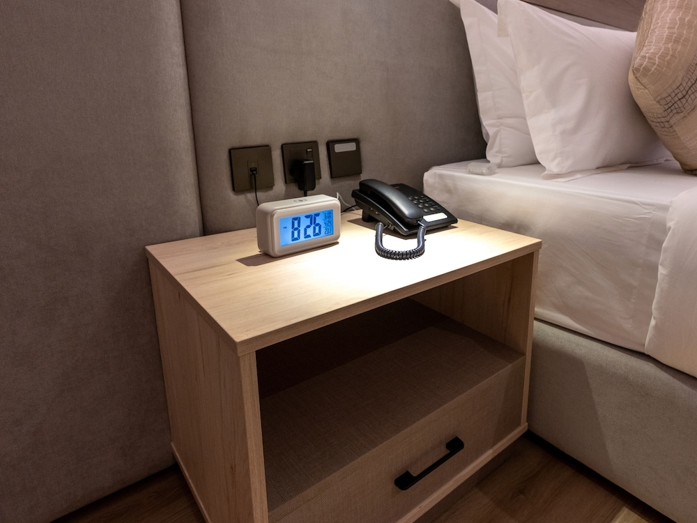 Deluxe Room, Multiple Beds, Mobility Accessible photo 3