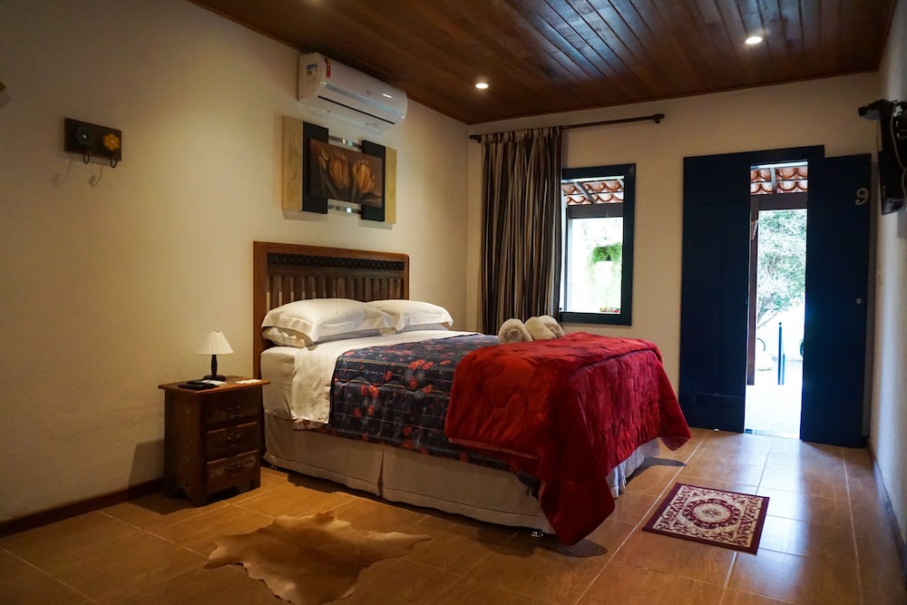 Luxury Quadruple Room, Multiple Beds, Garden View photo 3