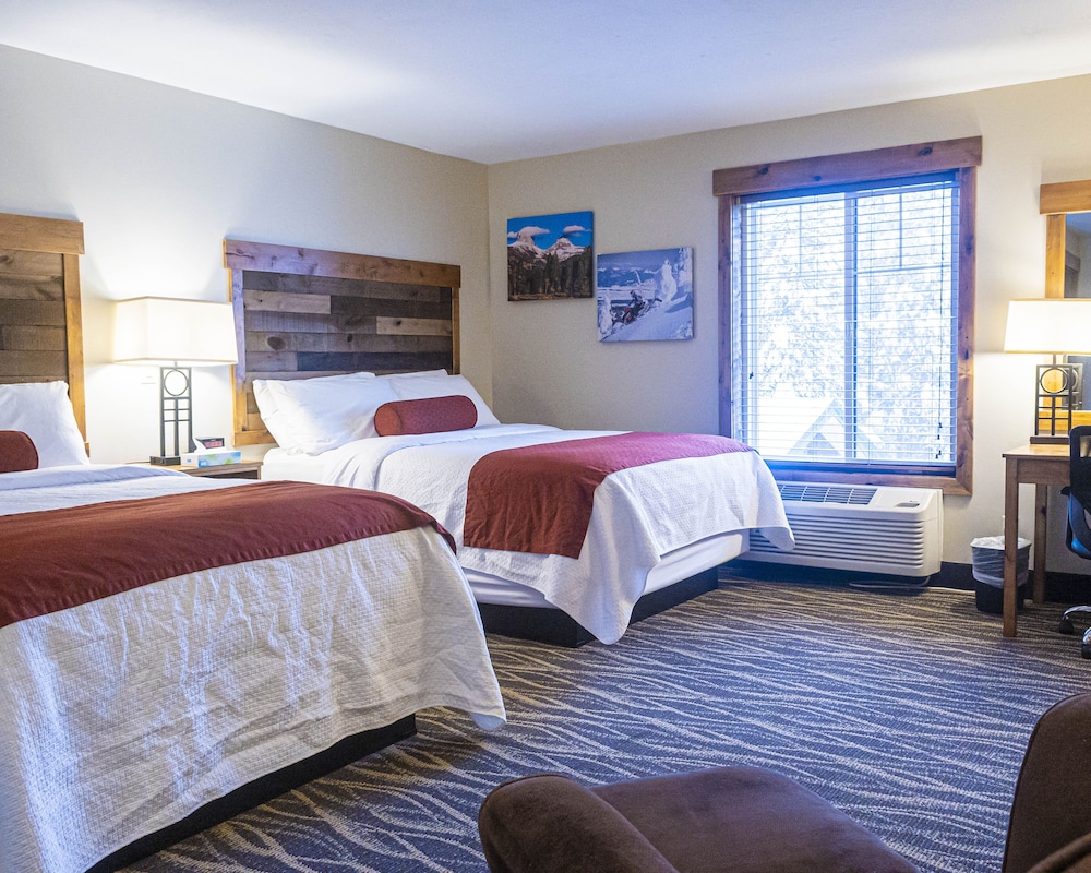 Deluxe Double Room, 2 Queen Beds, Accessible - Photo 3