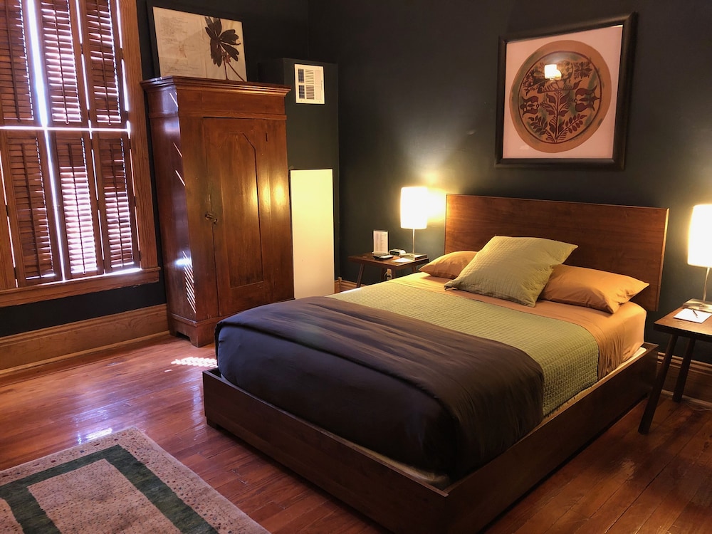 Double Room, Ensuite, Park View (Room 16)