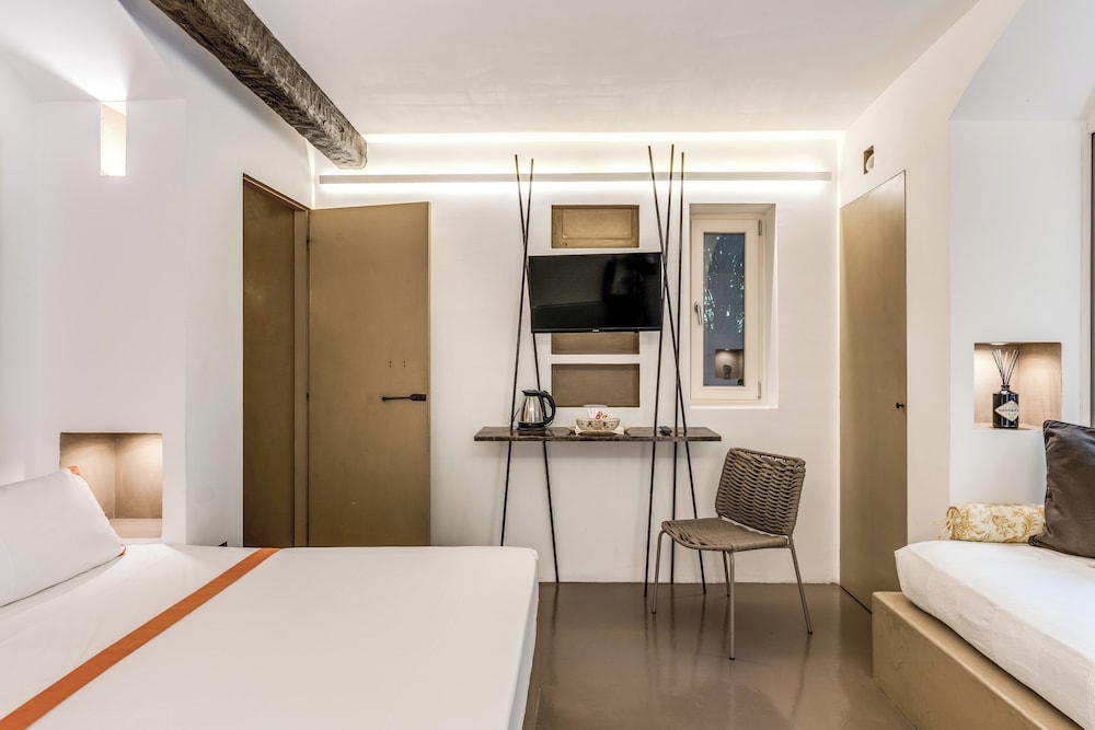 Superior Double Room, Garden View, Annex Building photo 2