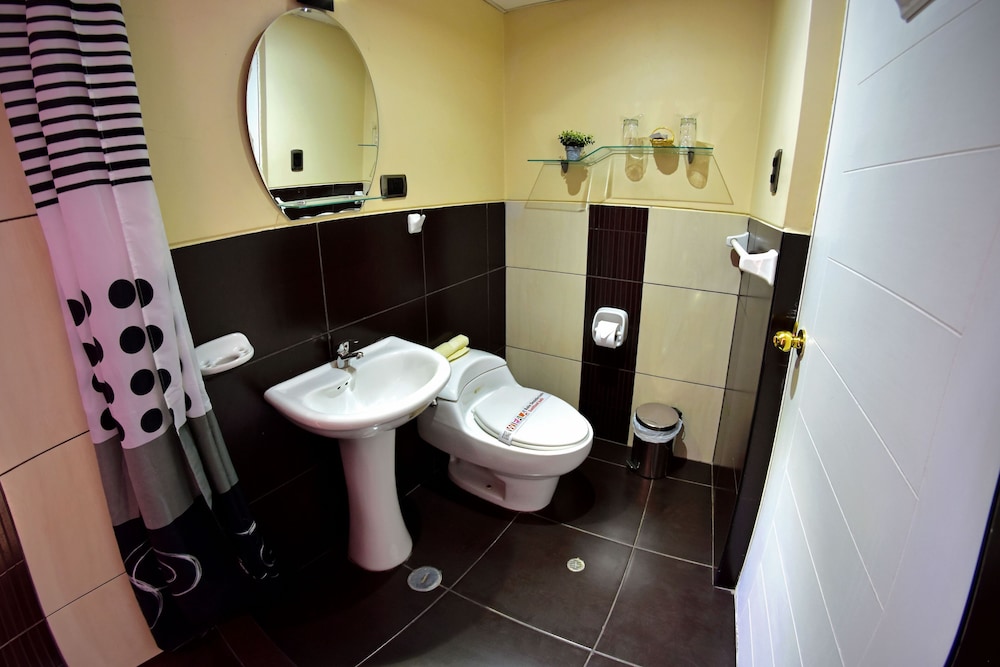 Double Room - Photo 15