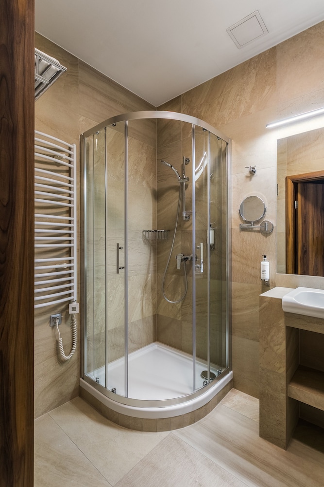 Premium Double Room photo 3