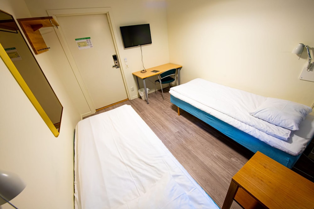 Double Room, Shared Bathroom (Hostel) photo 1