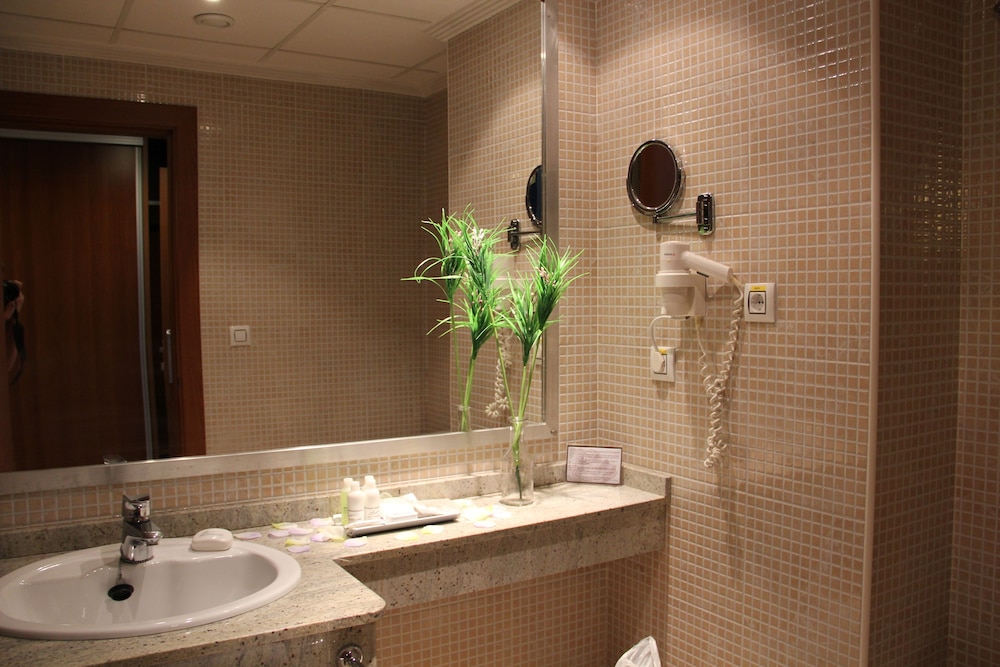 Single Room, Terrace thumbnail 6