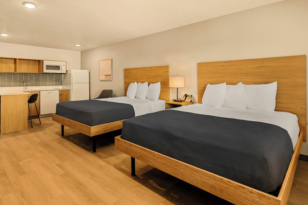 Standard Double Room, 2 Queen Beds, Non Smoking, Kitchen