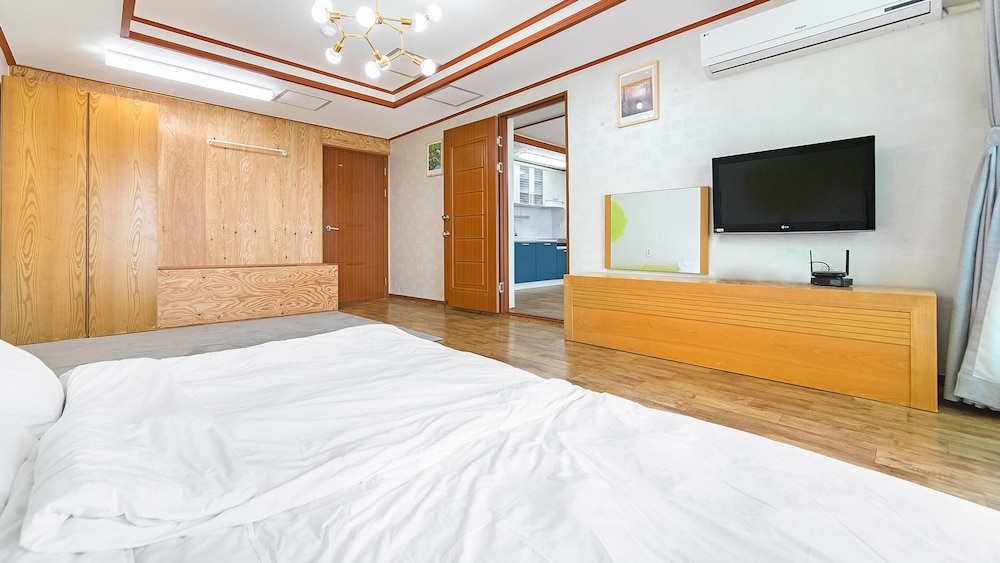 Deluxe Double Room - Photo 2