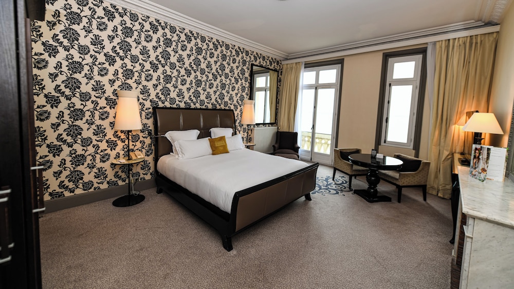 Deluxe Room, 1 Queen Bed, Balcony, Sea View - Photo 10
