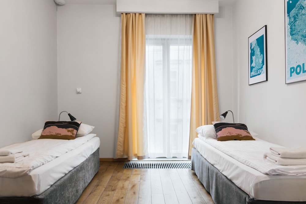 Classic Apartment, 2 Bedrooms (for 6 people, Łobzowska Street)