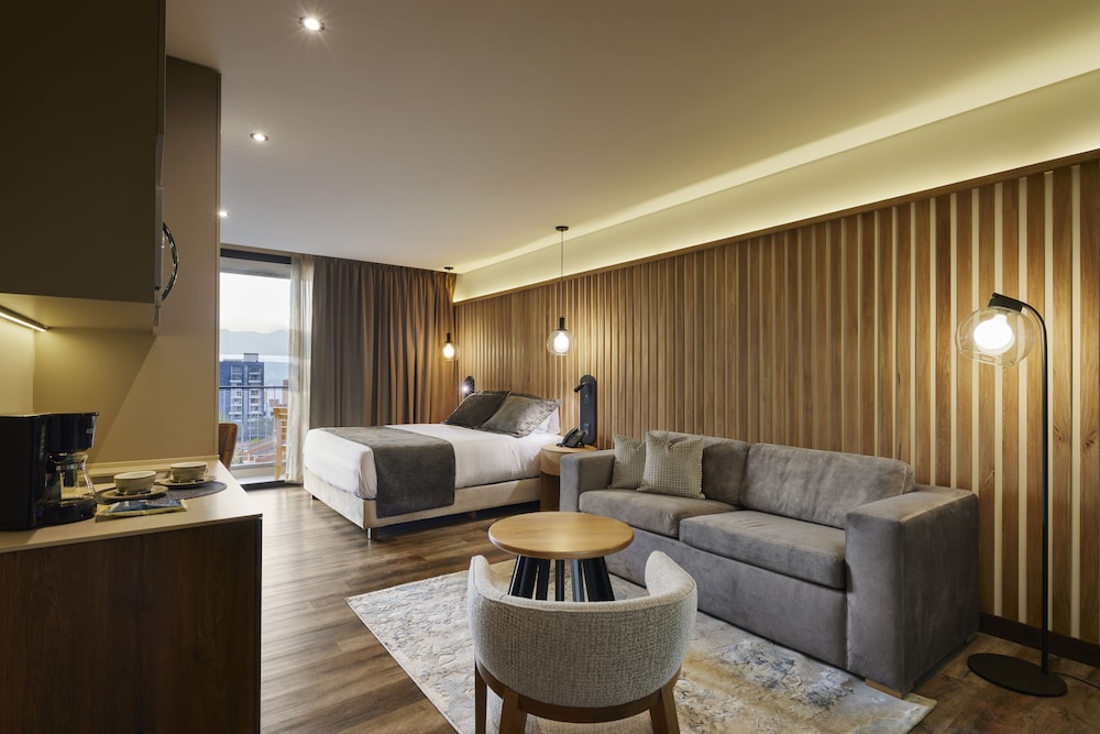 Panoramic Suite, Balcony photo 1