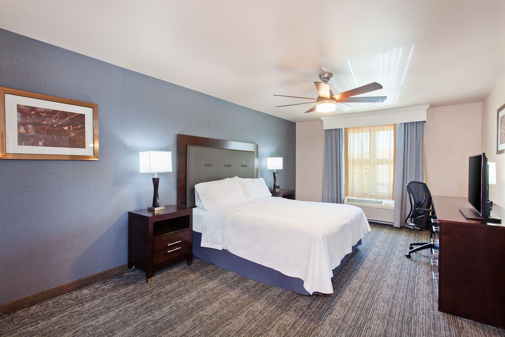 Suite, 2 Bedrooms, Non Smoking photo 2