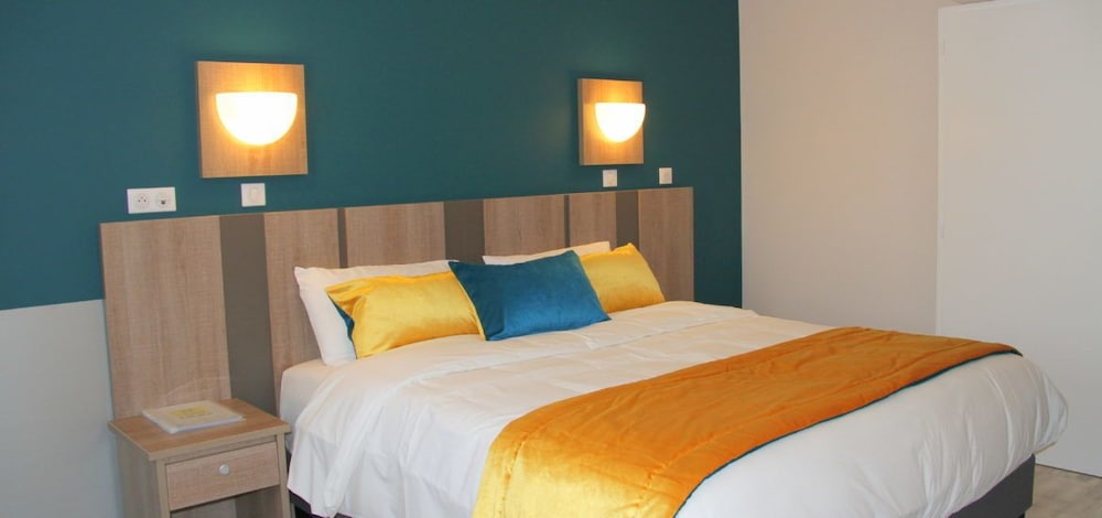 Premium Double or Twin Room photo 1