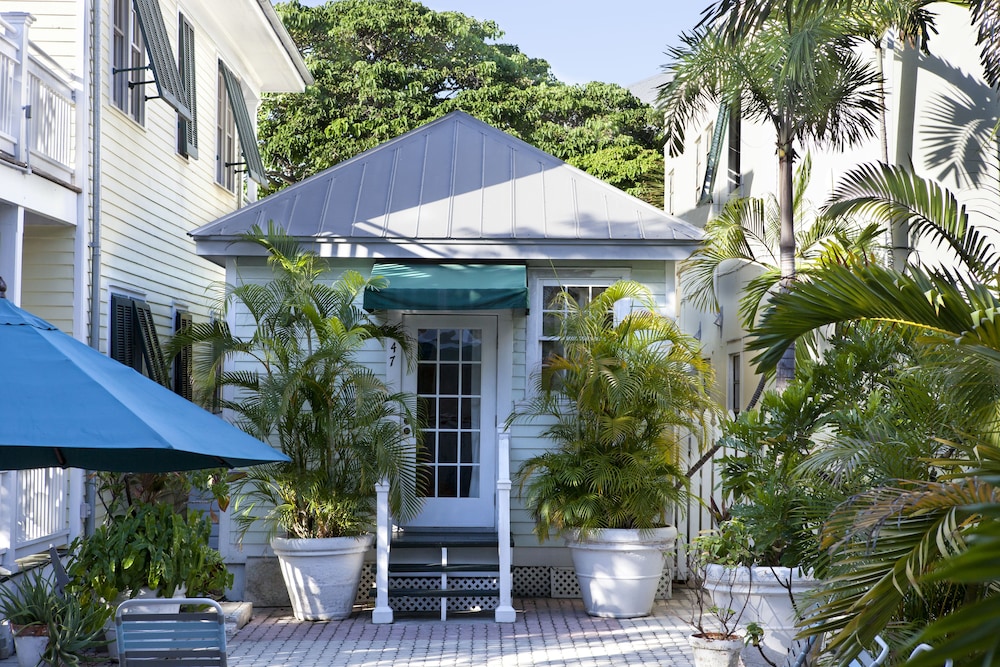 Cabana Cottage photo 2