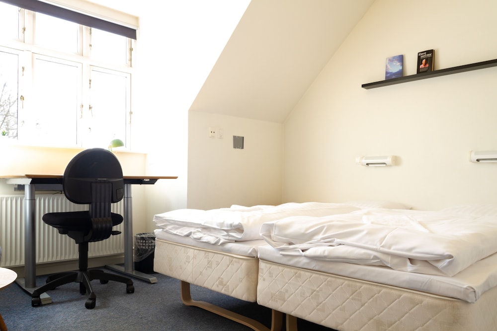 Basic Double Room photo 1